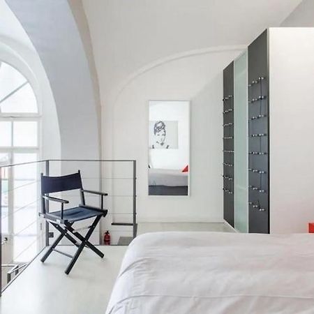 Cinema Loft Apartment Turin Exterior photo