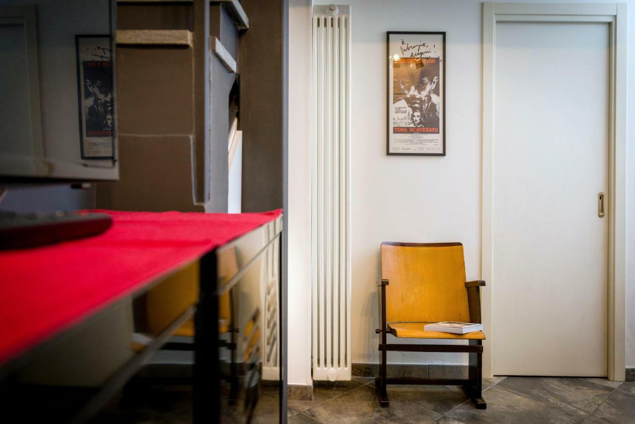 Cinema Loft Apartment Turin Exterior photo